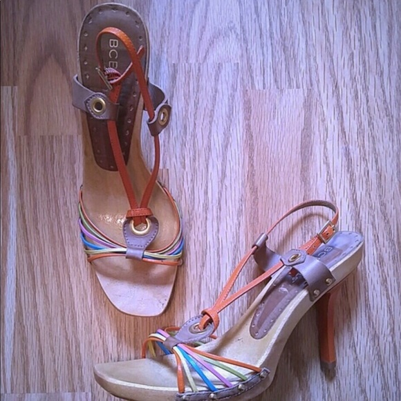 Cute wooden BCBG Sandals - Picture 1 of 3